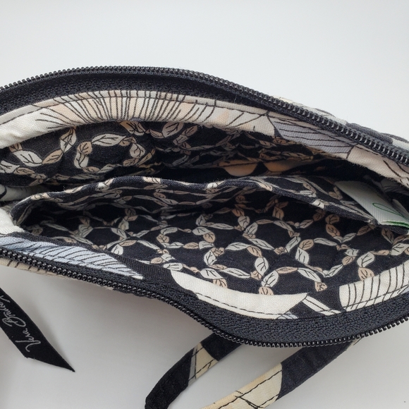 Vera Bradley Camilla Tech Wristlet Phone Case Wristlet Wallet - Picture 4 of 7